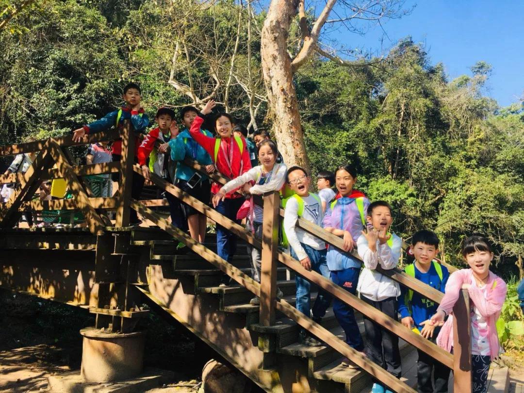西雙版納研學(xué)夏令營